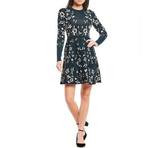 Eliza J Hunter Green Floral Dress Size‎ Small